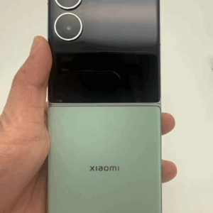 Xiaomi Mix Flip 2  Foldable 16+1TB 6.86" Android 15 Google Unlocked 5G Storage 12+512GB Color Please note what color you need Package Mobile phones and chargers - Image 5