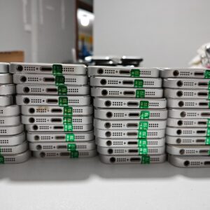 📱 Grade A+ Apple iPhone 5 16/32GB - Unlocked silver black wholesaler 📱 Color Black storage 16GB