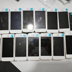 📱 Grade A+ Apple iPhone 5 16/32GB - Unlocked silver black wholesaler 📱 Color Black storage 32GB - Image 2