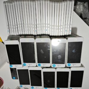 📱 Grade A+ Apple iPhone 5 16/32GB - Unlocked silver black wholesaler 📱 Color Black storage 32GB - Image 4