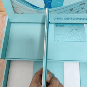 Xiaomi Mi A2 (Mi 6X) "Hatsune Miku" 6+64GB Android Google Package Mobile phone and charger - Image 4