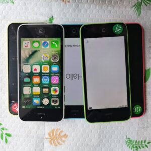 Almost Brand N ew Apple iPhone 5c - 8GB 16GB 32GB  Unlocked GSM CDMA  All Colors Color White Storage Capacity 8 GB