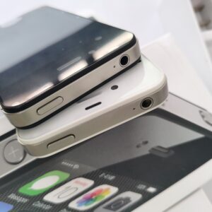 95% Very New Original Apple iPhone 4S 8/16/32/64GB IOS 6 IOS 9 Unlocked 3G Colors Black Internal 8GB 512MB RAM IOS 6/9 IOS 6.1.3 - Image 7