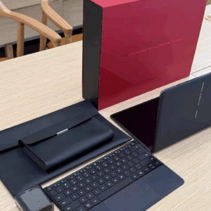 Huawei MateBook Fold Ultimate Design Three folds 32GB+2TB OLED 2472 x 3296 px Storage 32G+1TB (White or Blue) - Image 3