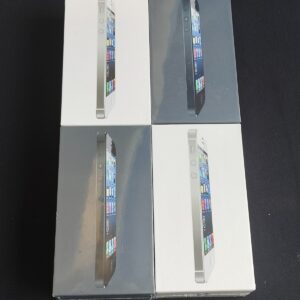 Original Unlocked Apple iPhone 5 16/32/64GB smartphone working well Storage 16GB Color Black binding phone + charger Model Number IOS6
