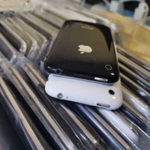 Original Apple iPhone 3nd 3GS - 8/16/32GB - Black /white (Unlocked) ( GSM) IOS 6 Storage Capacity  16GB Color Black IOS IOS6 - Image 4