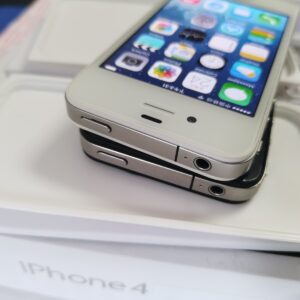 Original  Apple iPhone 4 8GB 16GB 32GB unlocked 3G unlocked  iOS 7  smartphone Colors Black storage 8GB - Image 5