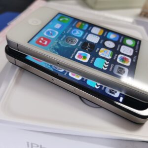 Original  Apple iPhone 4 8GB 16GB 32GB unlocked 3G unlocked  iOS 7  smartphone Colors Black storage 8GB - Image 6