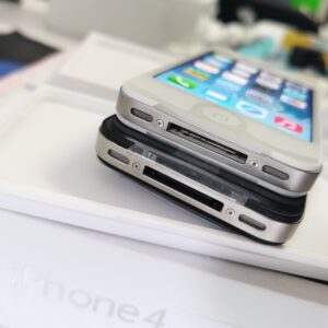 Original  Apple iPhone 4 8GB 16GB 32GB unlocked 3G unlocked  iOS 7  smartphone Colors Black storage 8GB - Image 7
