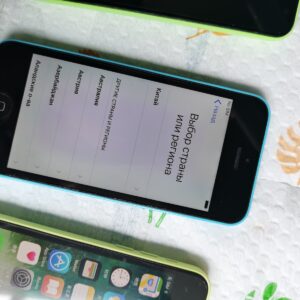 90% new Fully Working , Apple iPhone 5C 8GB/ 16GB /32GB  Unlocked AT&T phone Color Yellow Storage Capacity 16 GB - Image 3