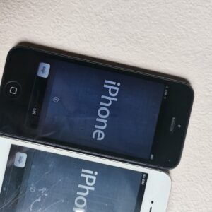 iOS 6 / iOS 7 Apple  iPhone 5 Unlocked 16GB Black Silver Tested 100% Working Color White Internal 16GB 1GB RAM iOS iOS 6 - Image 7
