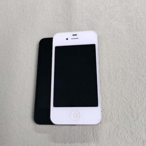 90% N E W Apple iPhone 4 4S 8GB 16GB 32GB white black unlocked IOS 6 7 9 mobile Generation 4S Color White Storage Capacity 16 GB iOS iOS 6 - Image 8