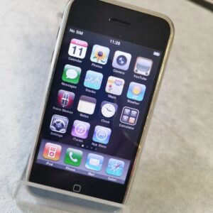 Apple iPhone 2G 1st Generation - 4 8 16GB - Black (Unlocked) A1203 (GSM) (CA) IOS IOS 1.1.4 RAM 8 GB