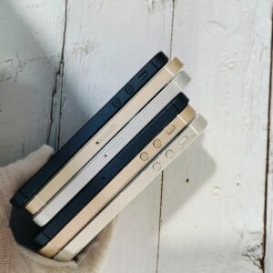 85% N ew , tested, 100% working Apple iPhone 5 16 32  Unlocked Black Silver Gold Color Black Storage Capacity 32 GB