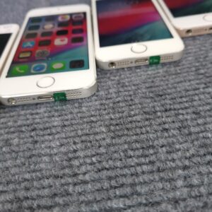 90% N ew tested 100% working Apple iphone 5S 16GB Unlocked without Box Color Silver Storage Capacity 16 GB - Image 3