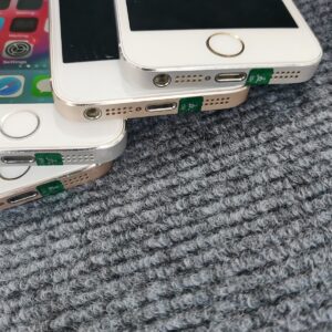 90% N ew tested 100% working Apple iphone 5S 16GB Unlocked without Box Color Silver Storage Capacity 16 GB - Image 6