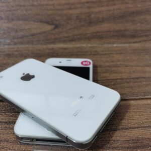 90% N ew , tested, 100% working Apple iPhone 4S 8 16 32GB IOS 6.1.3 Unlocked Color Black Storage Capacity 8 GB - Image 7