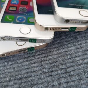90% N ew Apple iPhone 5S 16GB   Unlocked 4G LTE Smart phone no fingerprint Color Silver Storage Capacity 16 GB - Image 5