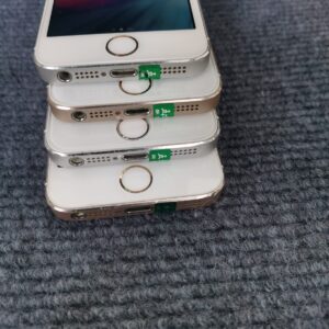 90% N ew Apple iPhone 5S 16GB   Unlocked 4G LTE Smart phone no fingerprint Color Silver Storage Capacity 16 GB - Image 7