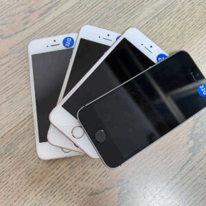 Apple iPhone SE 1St Generation 16 32 64GB Unlocked 4G LTE Smartphone Color Silver Storage Capacity 32 GB - Image 4