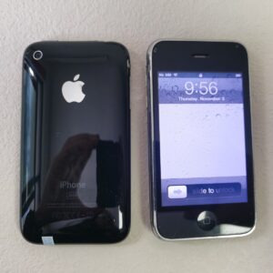 Original Apple iPhone 2nd 3G -8/16GB - Black /white (Unlocked) ( GSM) IOS3 Storage Capacity  8GB colors black - Image 13