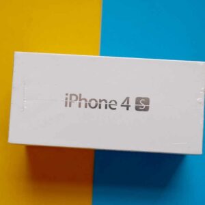 Apple iPhone 4S - 32GB - White (Unlocked) A1387 IOS6.1.3 Sealed