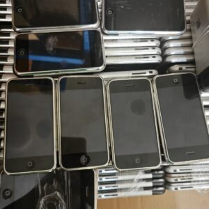 Apple iphone 2G 1st Generation 8G Not working, damaged, using parts,wholesale binding Screen breakage Model Number 4GB - Image 5
