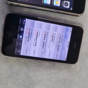 full working Unlocked Original Apple iPhone 3G - 8GB - Black A1241 (GSM) IOS3 - Image 3