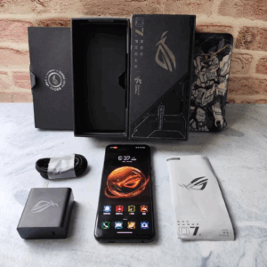 Asus ROG Phone 7 5G 12+256GB/16+512GB White/Black Android Global Google Play Storage 12+256GB Color note the color Black or white Package Mobile phone with charger