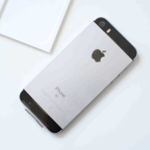 Apple iPhone SE 1st generation 16/32/64/128GB All colors Unlocked sealed IOS15 Storage Capacity  16GB Color Gold - Image 7