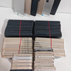📱 Apple iPhone 5S - 16/32/64GB - (Unlocked) IOS12 usedphone black white gold 📱 Storage 16GB ColorS white Features no fingerprint - Image 4