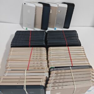 📱 Apple iPhone 5S - 16/32/64GB - (Unlocked) IOS12 usedphone black white gold 📱 Storage 16GB ColorS white Features no fingerprint - Image 6