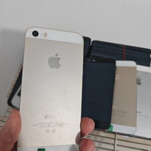 📱 Apple iPhone 5S - 16/32/64GB - (Unlocked) IOS12 usedphone black white gold 📱 Storage 16GB ColorS white Features no fingerprint - Image 13