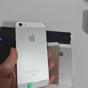 📱 Apple iPhone 5S - 16/32/64GB - (Unlocked) IOS12 usedphone black white gold 📱 Storage 16GB ColorS white Features no fingerprint - Image 17
