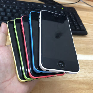 90% N ew Fully Functional Apple iPhone 5c - 8GB/16GB/32GB (Unlocked) GSM / CDMA Storage Capacity  8GB colors White - Image 3