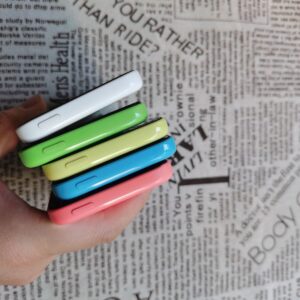 90% N ew Fully Functional Apple iPhone 5c - 8GB/16GB/32GB (Unlocked) GSM / CDMA Storage Capacity  8GB colors White - Image 8