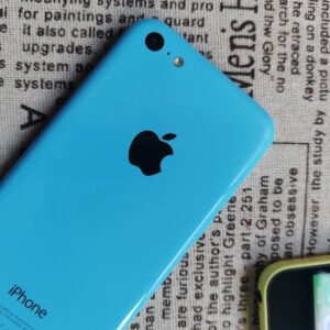90% N ew Fully Functional Apple iPhone 5c - 8GB/16GB/32GB (Unlocked) GSM / CDMA Storage Capacity  8GB colors White - Image 15