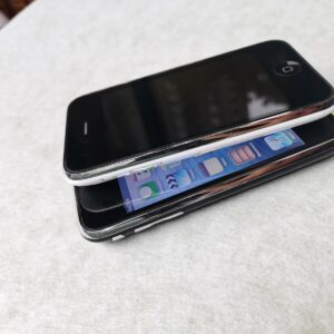Original Apple iPhone 3nd 3GS - 8/16/32GB - Black /white (Unlocked) ( GSM) IOS3 IOS Version IOS6 Storage Capacity 16 GB colors black - Image 11