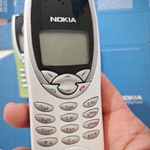Nokia 8210 (Unlocked) ,no any scratch , work very well GSM - Image 4