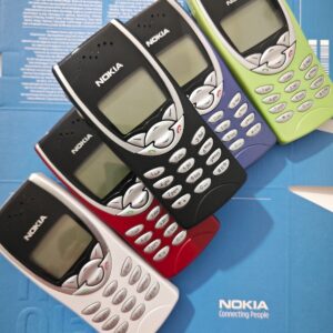 Nokia 8210 (Unlocked) ,no any scratch , work very well GSM - Image 7