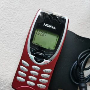 Nokia 8210 (Unlocked) ,no any scratch , work very well GSM - Image 10