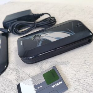 Nokia Original 7610 Black / Red (Unlocked) Smartphone - Image 10