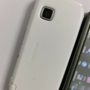 Nokia 5230 - Black white (Unlocked) Smartphone - Image 11