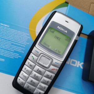 Nokia 1112 - Black blue (Unlocked) 2G GSM Cellular Phone - Image 4