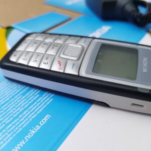 Nokia 1112 - Black blue (Unlocked) 2G GSM Cellular Phone - Image 8