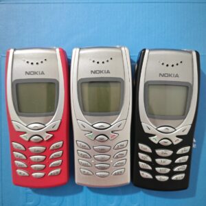 Nokia 8250 4 colors (Unlocked) mobile phone gsm