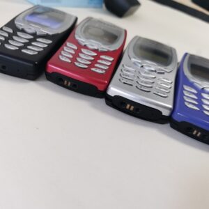 Nokia 8250 4 colors (Unlocked) mobile phone gsm - Image 15