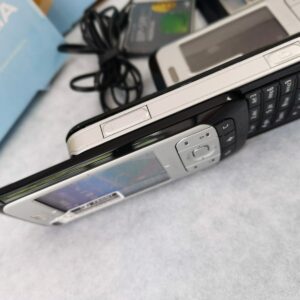 Nokia 6110 Navigator Black (Unlocked) Mobile Phone - Image 10