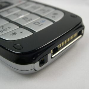Original Nokia 6101 Flip unlocked for GSM 900/1800/1900MHZ FM radio Cellphone - Image 8