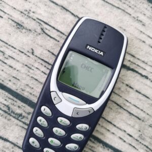 Nokia 3310 - blue (Unlocked) Cellular Phone - Image 2